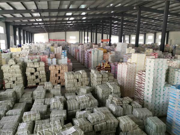 圖書(shū)庫(kù)房