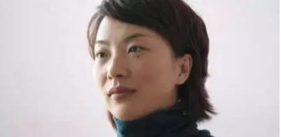 馬云：她曾經(jīng)是前臺(tái)小姐，今天是阿里副總裁。